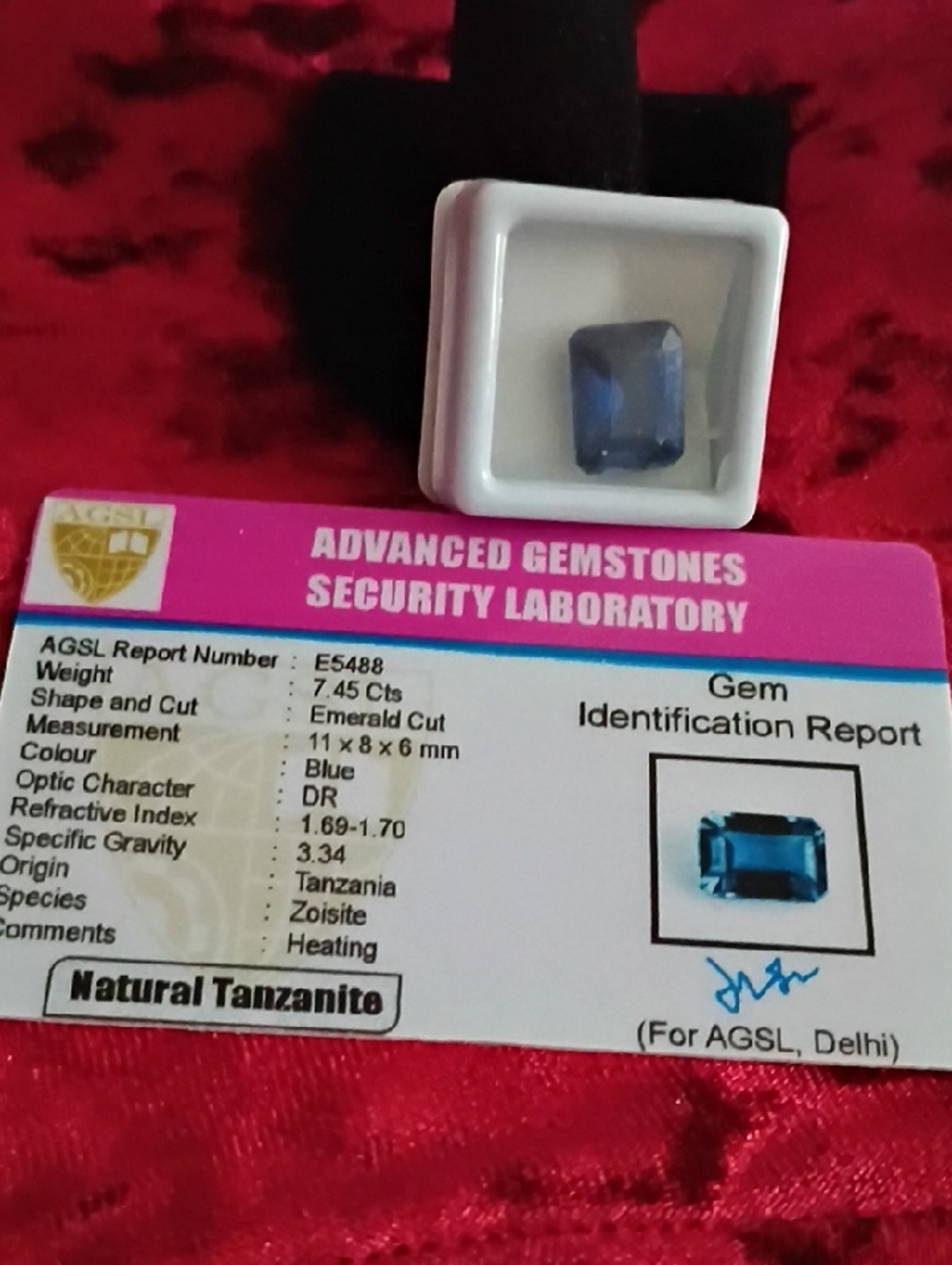 Natural Tanzanite Emerald Cut Blue Gemstone 7.45 Cts